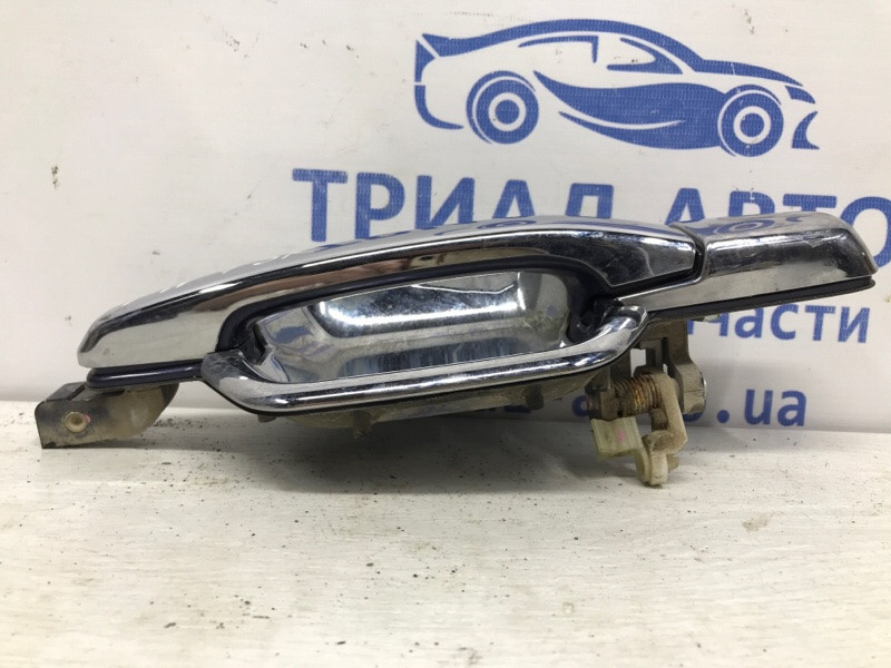 Ручка двери внешняя задняя правая Mitsubishi Pajero Wagon 4 3.2 ДИЗЕЛЬ 4M41 2006 (б/у) Київ - зображення 2