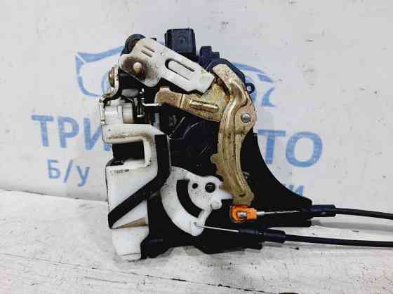 Замок двери задний правый Mitsubishi L200 KB 2.5 ДИЗЕЛЬ 4D56U 2006 (б/у) Киев