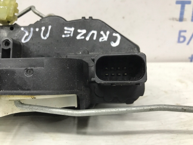 Замок двери передний правый Chevrolet Cruze J300 1.8 2009 (б/у) Киев - изображение 4