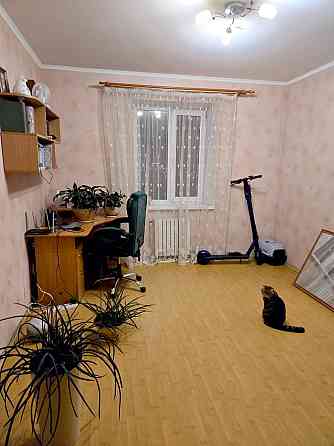 Продам 2-к квартиру (64м2) на пр. Мира 3, Левобережный-3 Днепр