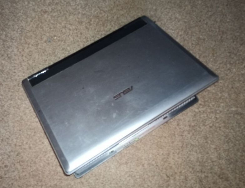 Ноутбук ASUS F3Jс Київ - зображення 4