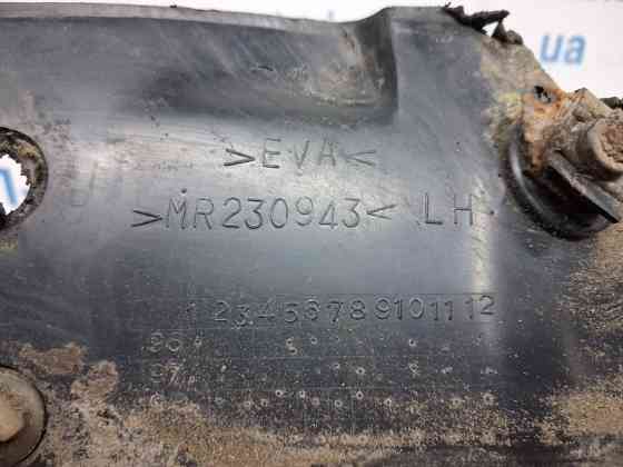 Брызговик задний левый Mitsubishi Pajero Sport K9 2.5 DIESEL 4D56 1996 (б/у) Київ