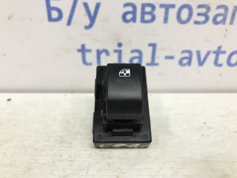 Кнопка стеклоподъемника Kia Ceed ED 1.6 DIESEL D4FB 2006 (б/у) Київ - зображення 1