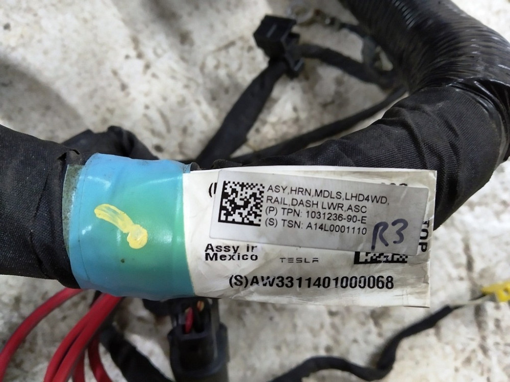 Электропроводка приборной панели кузова (нижняя) AWD Tesla model S 1031236-90-E Киев - изображение 3