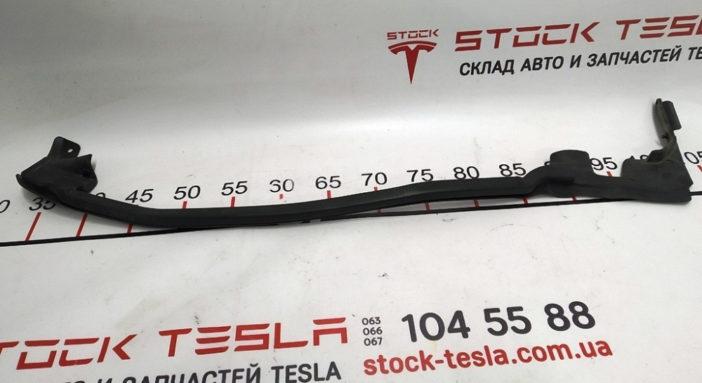 Уплотнитель двери задней правой передний Tesla model S, model S REST 1005423-00-D Київ - зображення 1