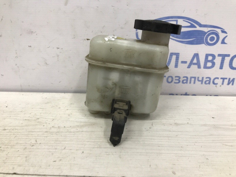 Бачок главного тормозного цилиндра Hyundai Santa fe CM 2.7 БЕНЗИН G6EA 2005 (б/у) Київ - зображення 1