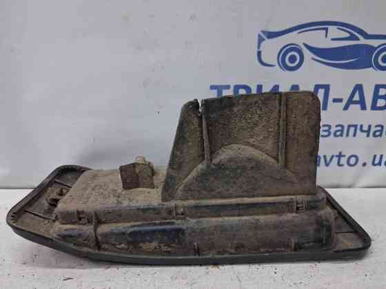 Катафот правый Mitsubishi Pajero Sport K9 2.5 DIESEL 4D56 1996 (б/у) Київ