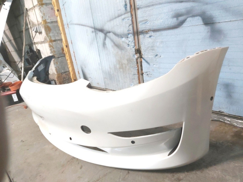 Бампер передний PEARL WHITE MULTI-COAT-PPSW в сборе с кронш. креп. парктроников, противотум. фар и п Киев - изображение 3