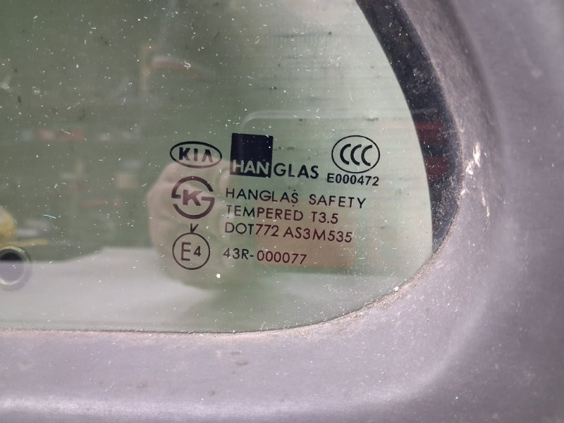 Стекло двери задней левой (форточка) Kia Sorento 2002-2011 835613E030 (Арт. 67620) Киев - изображение 3