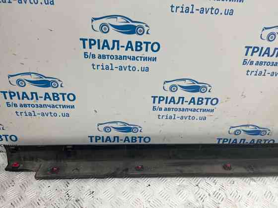 Накладка порога внешняя правая Kia Sorento UM 2.4 БЕНЗИН G4KJ 2014 (б/у) Киев