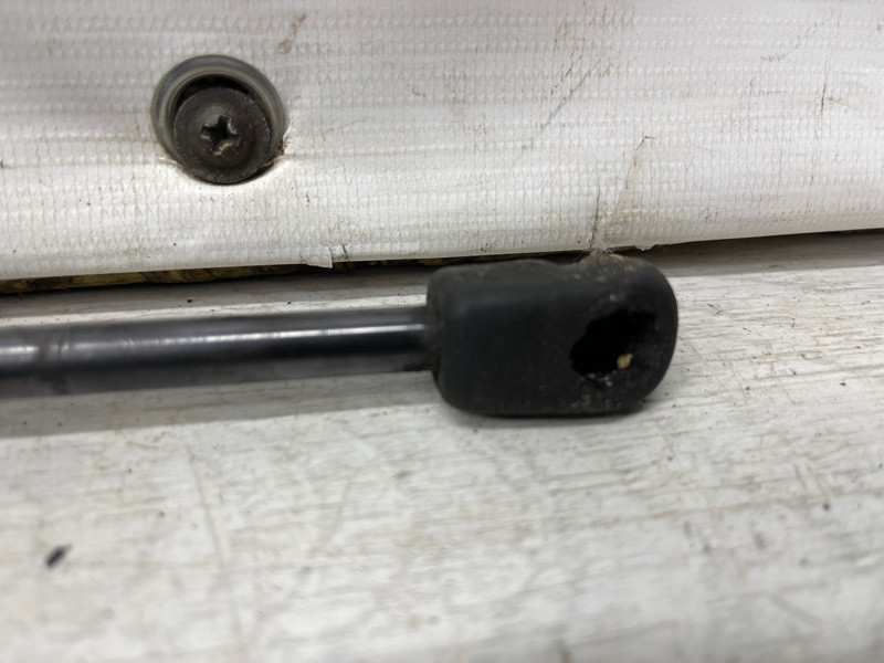 Амортизатор капота Hyundai Santa fe CM 2.2 DIESEL D4HB 2005 (б/у) Київ - зображення 3