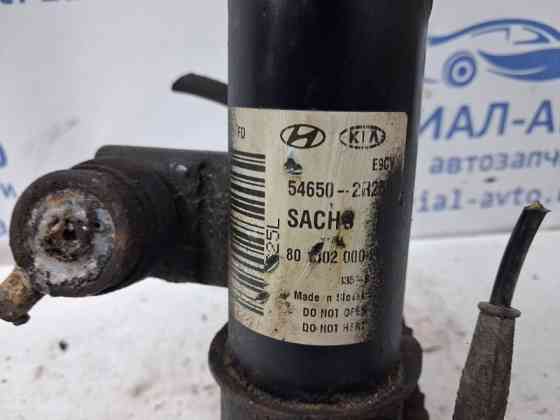 Амортизатор передний левый Hyundai I30 FD 1.6 DIESEL D4FB 2007 (б/у) Київ