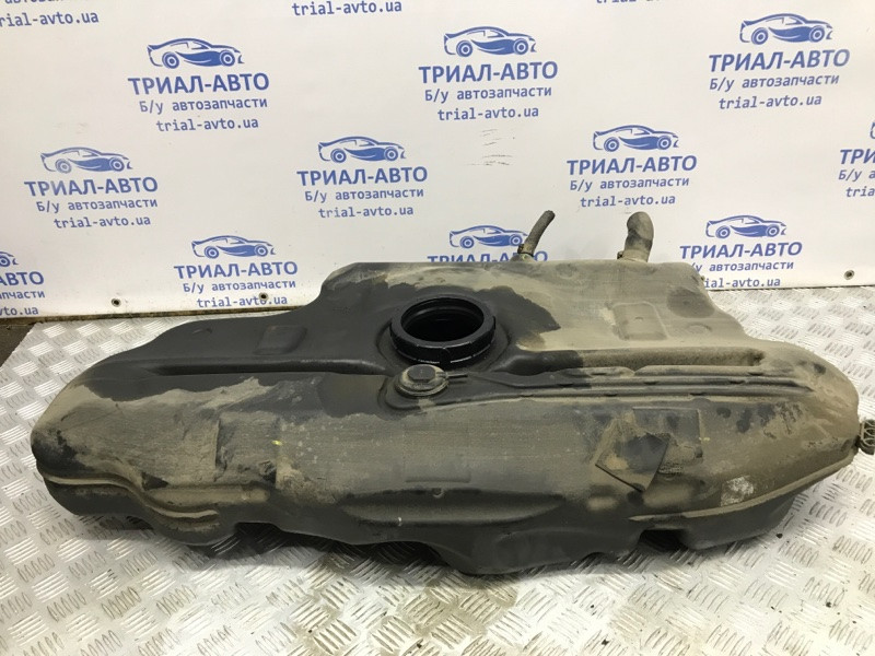 Бак топливный пластик Toyota Avensis T25 2.0 DIESEL 1CDFTV 2002 (б/у) Київ - зображення 5