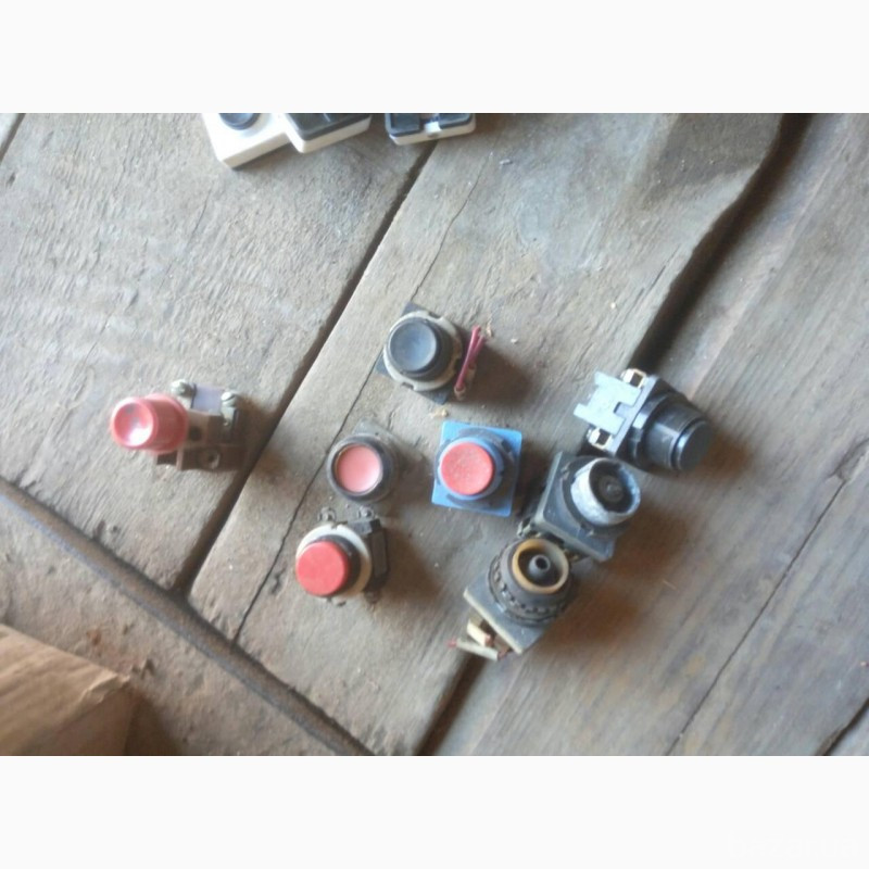 Кнопки серии КЕ, ПЕ Харків - зображення 1