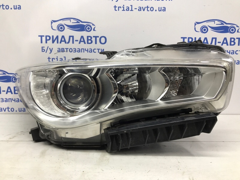 Фара правая галоген Infiniti Q50 V37 2.2 DIESEL OM651 2013 (б/у) Киев - изображение 1