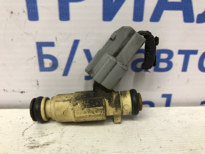 Форсунка топливная Hyundai Santa fe CM 2.7 БЕНЗИН G6EA 2005 (б/у) Київ - зображення 1