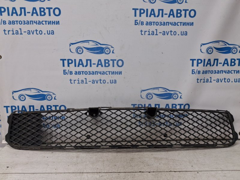 Решетка бампера центральная Mitsubishi Lancer 10 2.0 БЕНЗИН 4B11 2007 (б/у) Киев - изображение 1