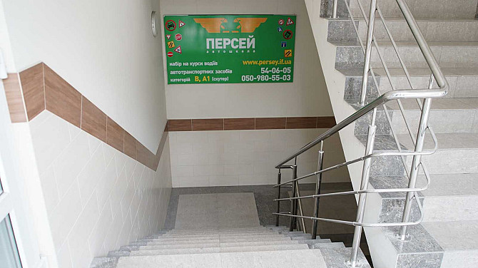 продажа помещения свободного назначения, здания Ивано-Франковск, 127840 $ Івано-Франківськ - зображення 5
