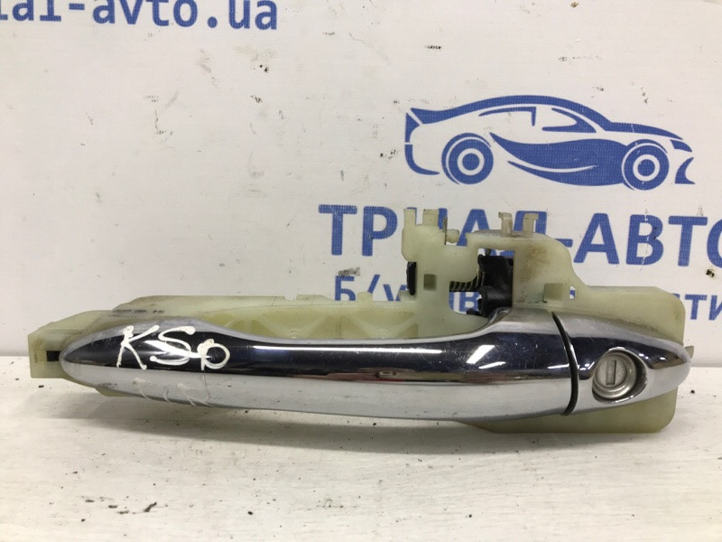 Ручка двери внешняя передняя правая Kia Sportage SL 1.7 DIESEL D4FD 2010 (б/у) Киев - изображение 1