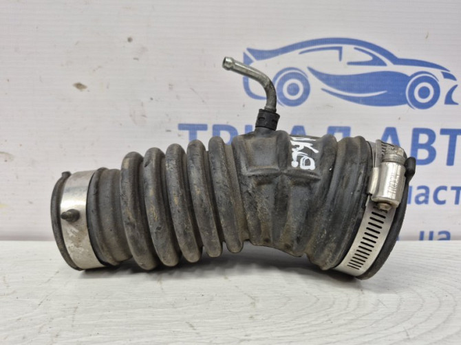 Патрубок воздушного фильтра Nissan Juke F15 1.6 TURBO MR16DDT 2010 (б/у) Киев - изображение 3
