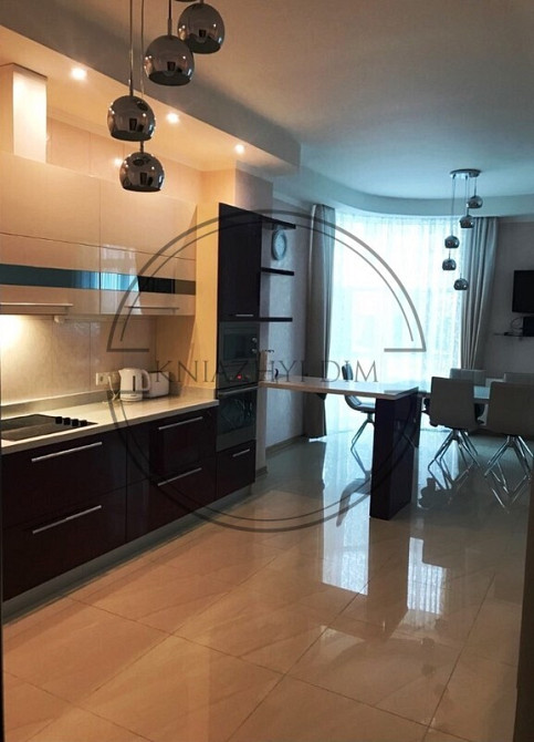 Просторная 3-х к. кв. в ЖК Триумф, ст. м. Выдубичи. № 21105134 Киев - изображение 1