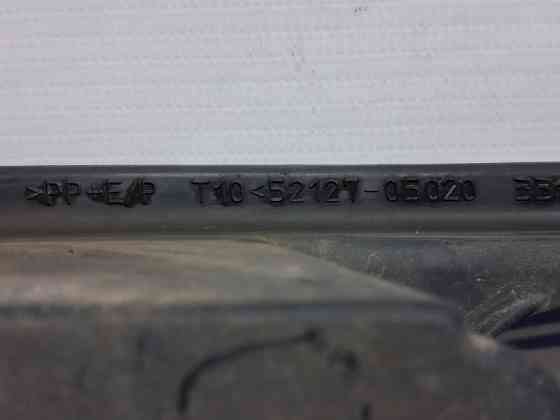 Решетка противотуманки правая Toyota Avensis T25 1.8 БЕНЗИН 1ZZFE 2002 (б/у) Київ