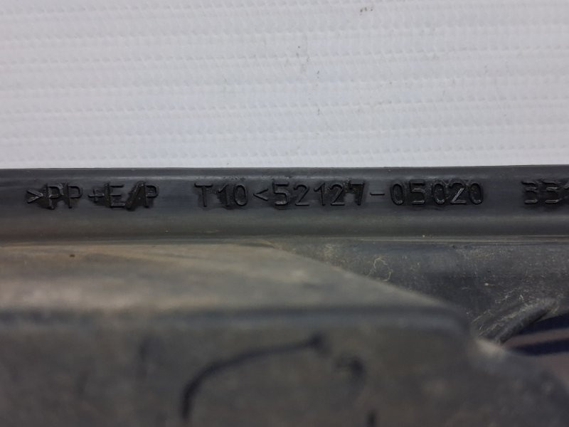 Решетка противотуманки правая Toyota Avensis T25 1.8 БЕНЗИН 1ZZFE 2002 (б/у) Київ - зображення 4