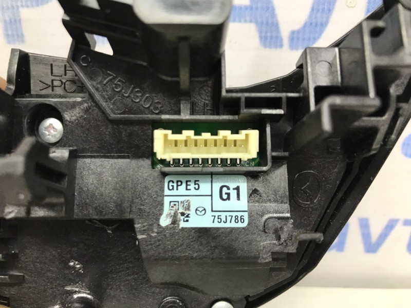 Кнопки руля Mazda 6 GJ 2.2 DIESEL 2012 лев. (б/у) Київ - зображення 3