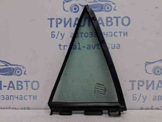 Стекло двери задней правой (форточка) Toyota Auris E150 1.6 БЕНЗИН 1ZRFAE 2006 (б/у) Київ