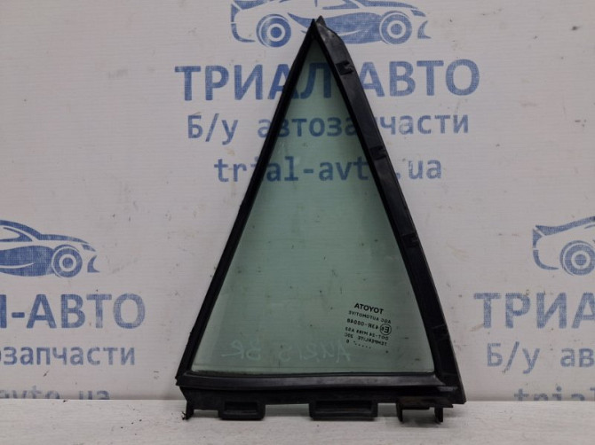 Стекло двери задней правой (форточка) Toyota Auris E150 1.6 БЕНЗИН 1ZRFAE 2006 (б/у) Київ - зображення 3