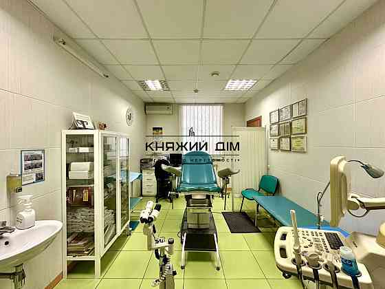 Оренда клініки 217 м2. Фасад. № 1419263 Київ