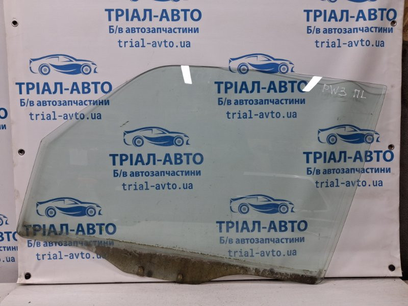 Стекло двери переднее левое Mitsubishi Pajero Wagon 3 3.2 ДИЗЕЛЬ 4M41 1999 (б/у) Киев - изображение 1