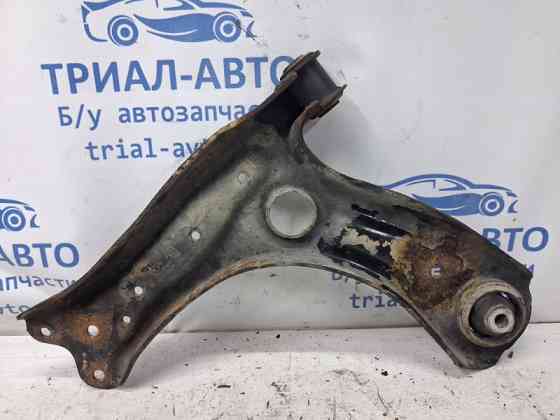 Рычаг правый Skoda Fabia 2007-2014 6R0407152 (Арт. 78291) Київ