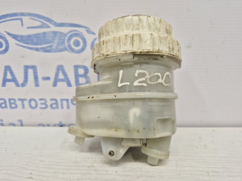 Бачок главного тормозного цилиндра Mitsubishi L200 KB 2.5 ДИЗЕЛЬ 4D56U 2006 (б/у) Київ - зображення 1