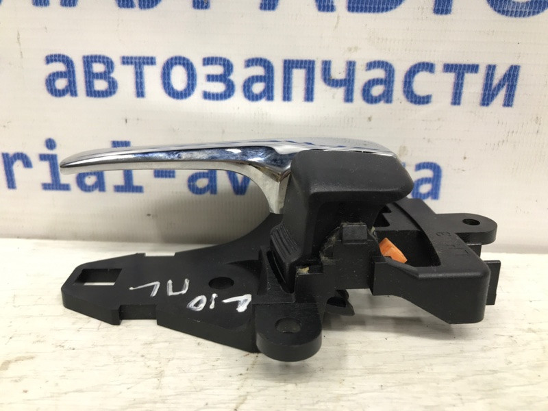 Ручка двери внутренняя левая Mitsubishi Lancer 10 1.8 БЕНЗИН 2007 (б/у) Киев - изображение 2