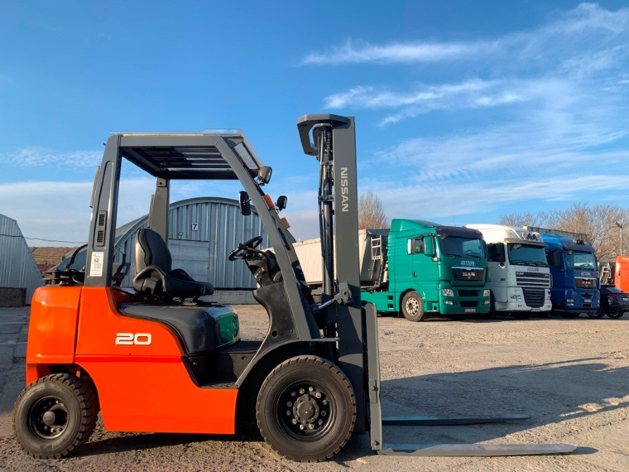 Вилочний автопогрузчик Nissan, з щоглою triplex/триплекс 5.1 метри. Модель: P1F2A20D. Випуск 2014 р Миколаїв - зображення 6