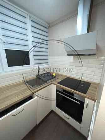 Є Генератор! Оренда 3-х к.кв. метро Іподром. вул. Юлії Здановської в Голосіївському р-ні. Код об'єкт Київ