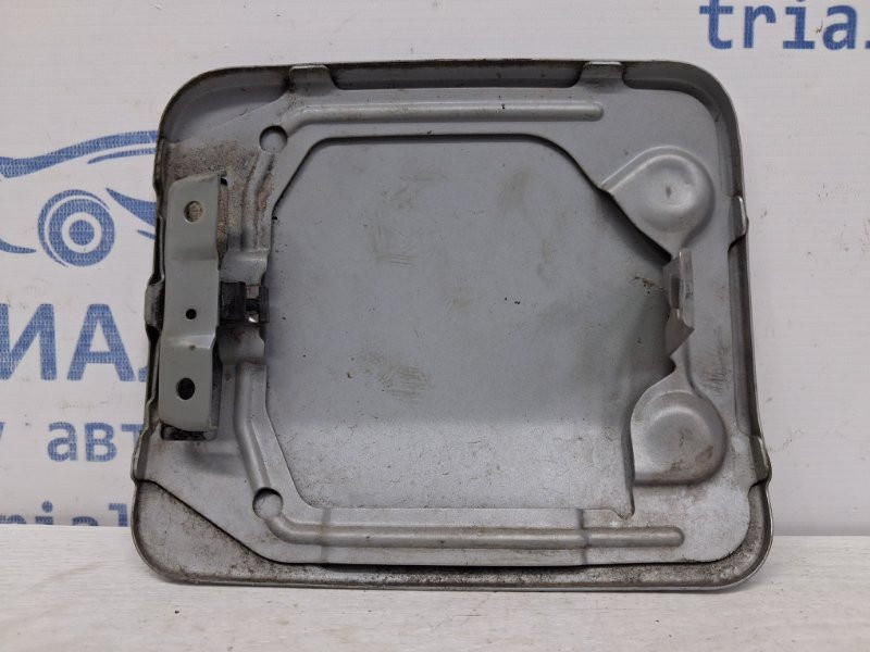 Лючок бака Mitsubishi Pajero Wagon 3 3.2 ДИЗЕЛЬ 4M41 1999 (б/у) Киев - изображение 2