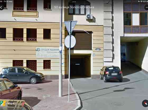 Здам довгостроково своє паркомісце в підземному паркінгу за адресою вул. Златоустівська, 50 Киев