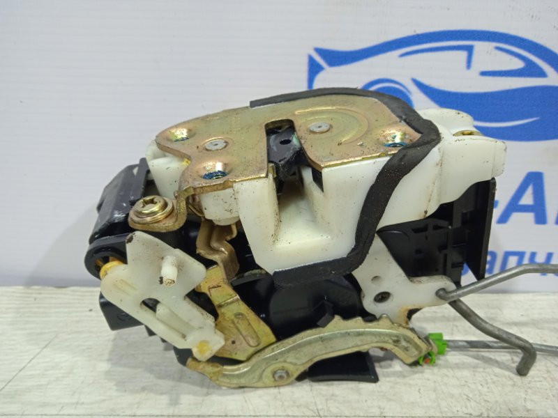 Замок двери задний левый Mitsubishi Outlander CU 2.4 БЕНЗИН 4G69 2003 (б/у) Киев - изображение 2