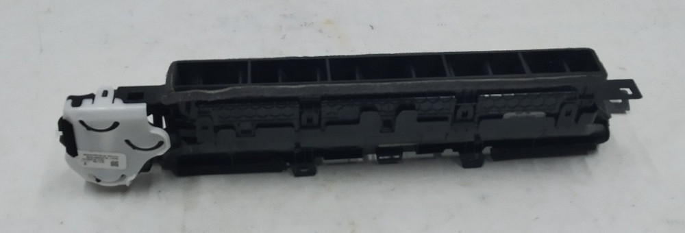 Воздуховод центральной панели пассажирский в сборе Tesla model 3 1083325-00-F Київ - зображення 2