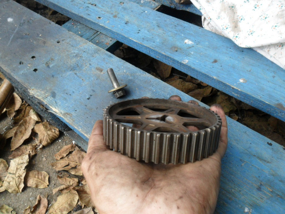 B6S712425A, Шестерня впускного розподвала Мазда 323 1.5, 16V, Z5, ориг Вінниця - зображення 6