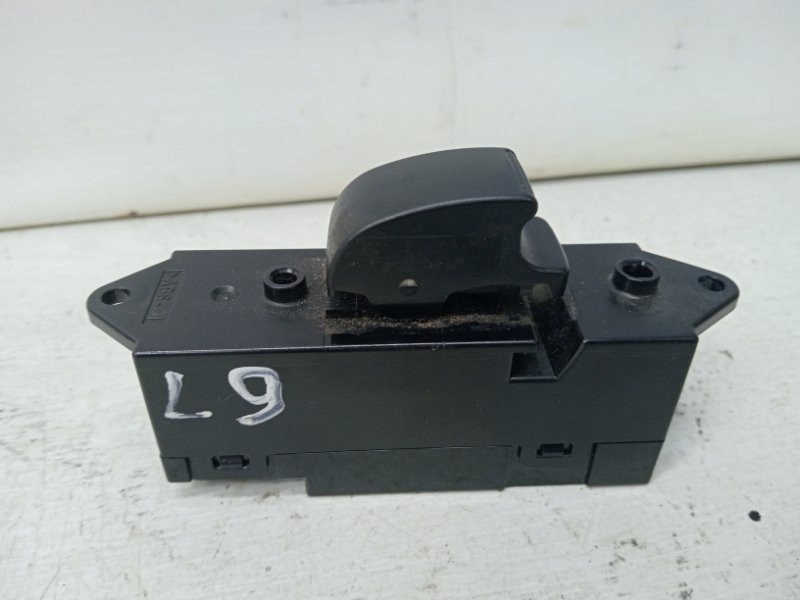 Кнопка стеклоподъемника Mitsubishi Lancer 9 1.6 БЕНЗИН 4G18 2003 (б/у) Киев - изображение 1
