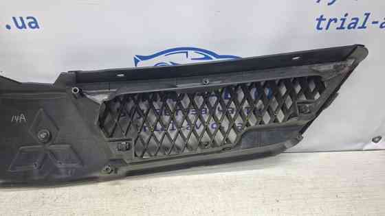 Решетка радиатора Рестайлинг Mitsubishi Lancer 9 1.6 БЕНЗИН 4G18 2003 (б/у) Киев