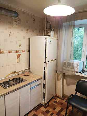 Продам 2к. кв., пр. Науки, р-н ул. Казакова. Можно безнал Дніпро