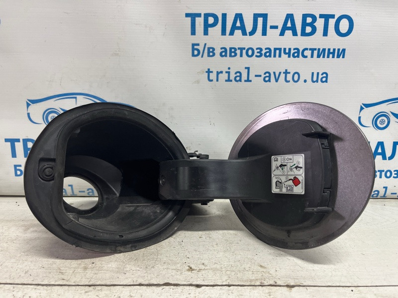 Лючок бака Ford Explorer 2011-2019 BB5Z-78405A26-APTM (Арт. 74256) Киев - изображение 2