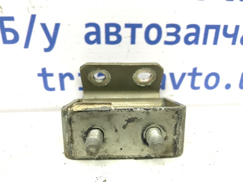 Петля крышки багажника Nissan Qashqai J10 2.0 БЕНЗИН MR20DE 2006 (б/у) Київ - зображення 1