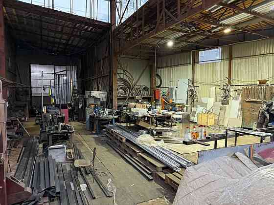 Виробничо-складський комплекс 668м2, вул. Віскозна Київ