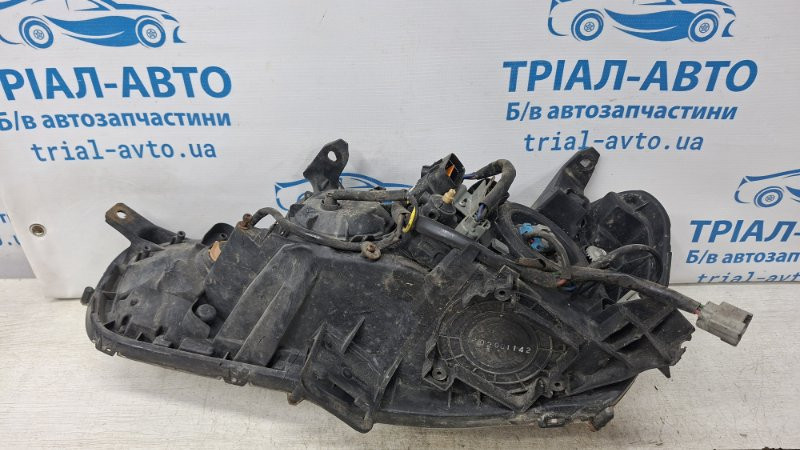 Фара правая Mitsubishi Lancer 10 2.0 БЕНЗИН 4B11 2007 (б/у) Киев - изображение 4