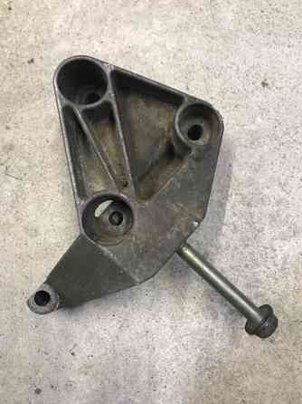 Бу кронштейн подушки двигателя правый Renault 8200108112 Megane Scenic Clio Kangoo Кропивницький